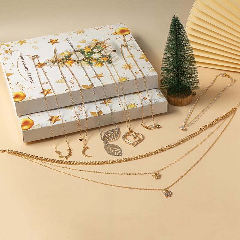 Julkalender med Smycken - 24 Dagar av Eleganta Överraskningar