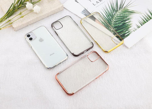 Elektropläterat TPU-skal iPhone 12/12 Pro med två skärmskydd.