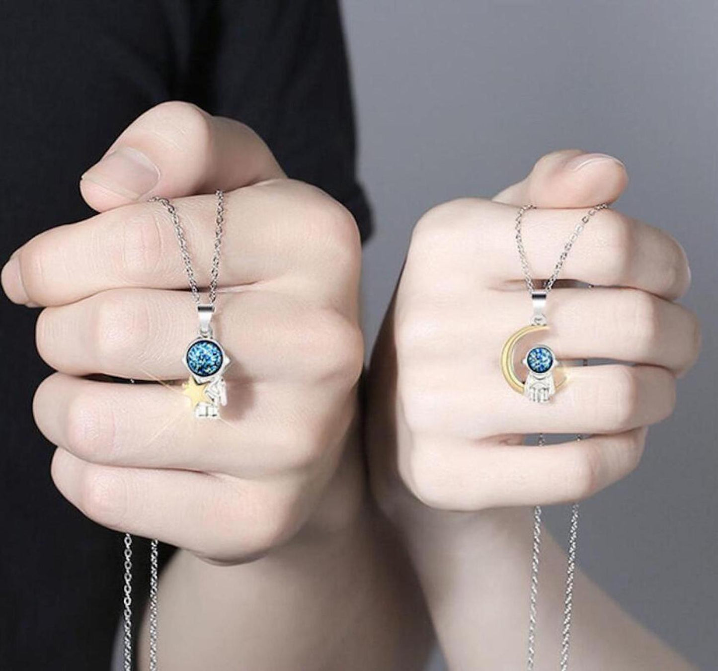 Vänskapshalsband "Astronaut" - Elegant och trendig design