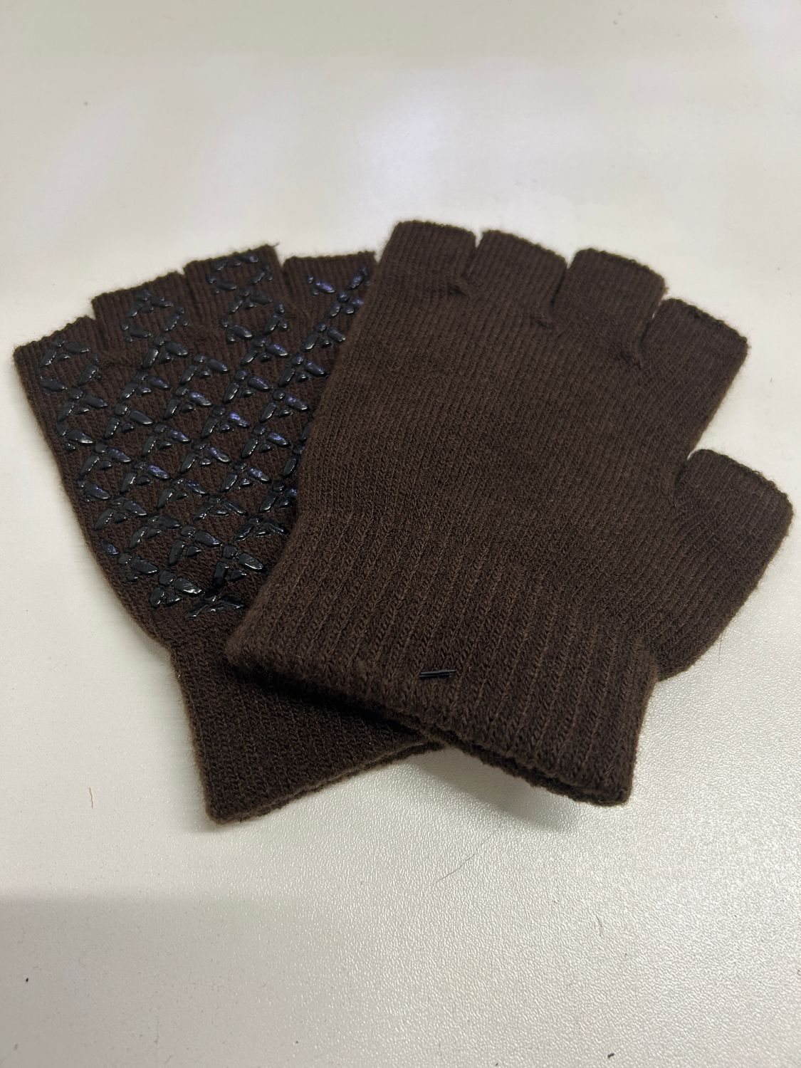 Fingerlösa torgvantar - varma unisex handskar