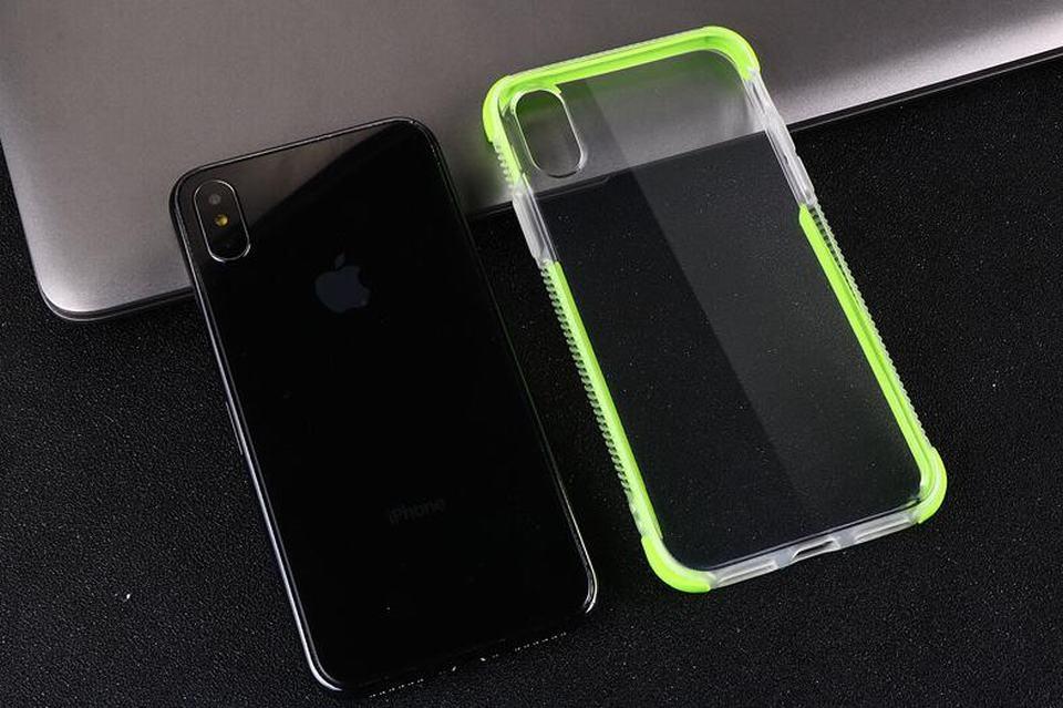 TPU skal för iPhone med färgade kanter iPhone X +2skärmskydd