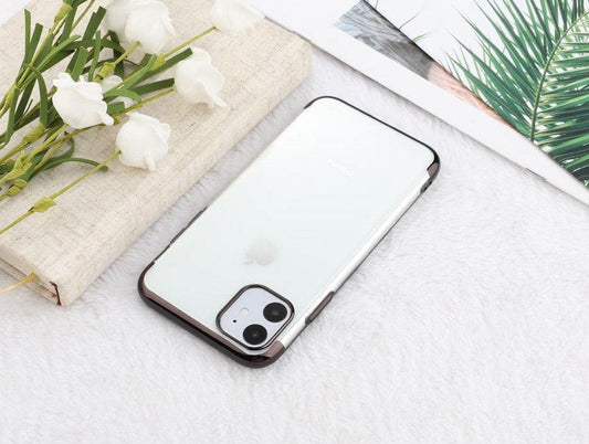 Elektropläterat TPU-skal iPhone 12 Pro Max med två skärmskydd.