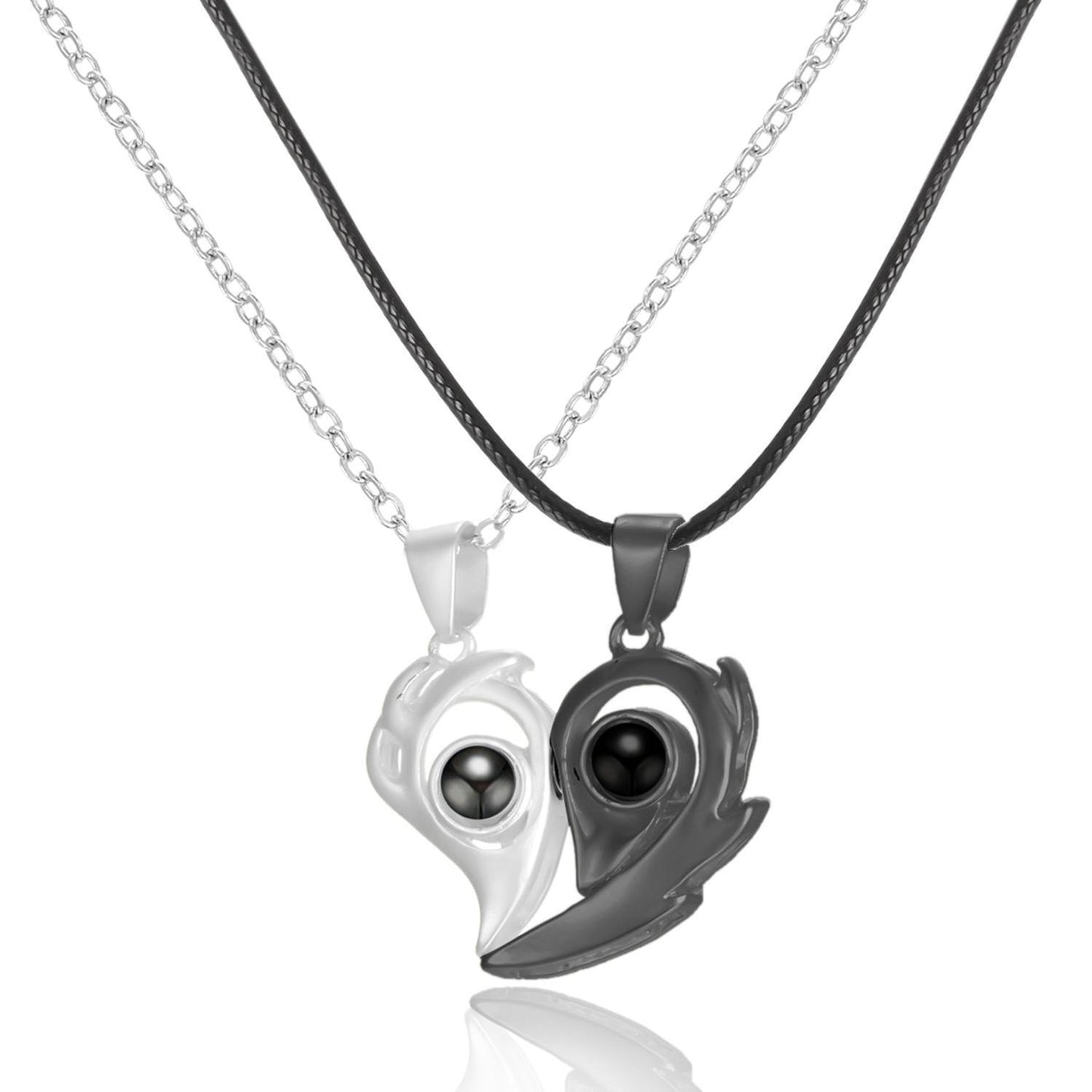 Vänskapshalsband "Eye of the heart" - Elegant och trendig design